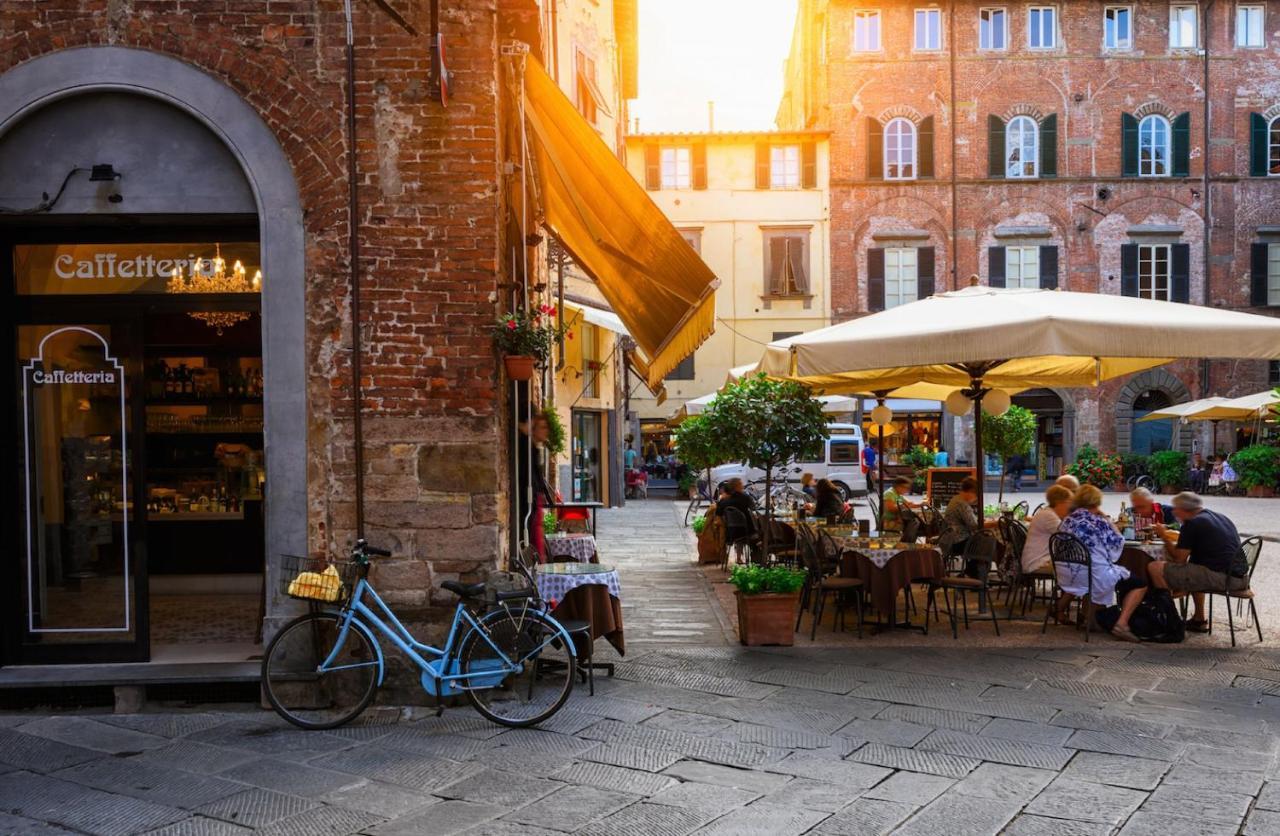 Apartment & Rooms In Lucca Center - Exterior photo